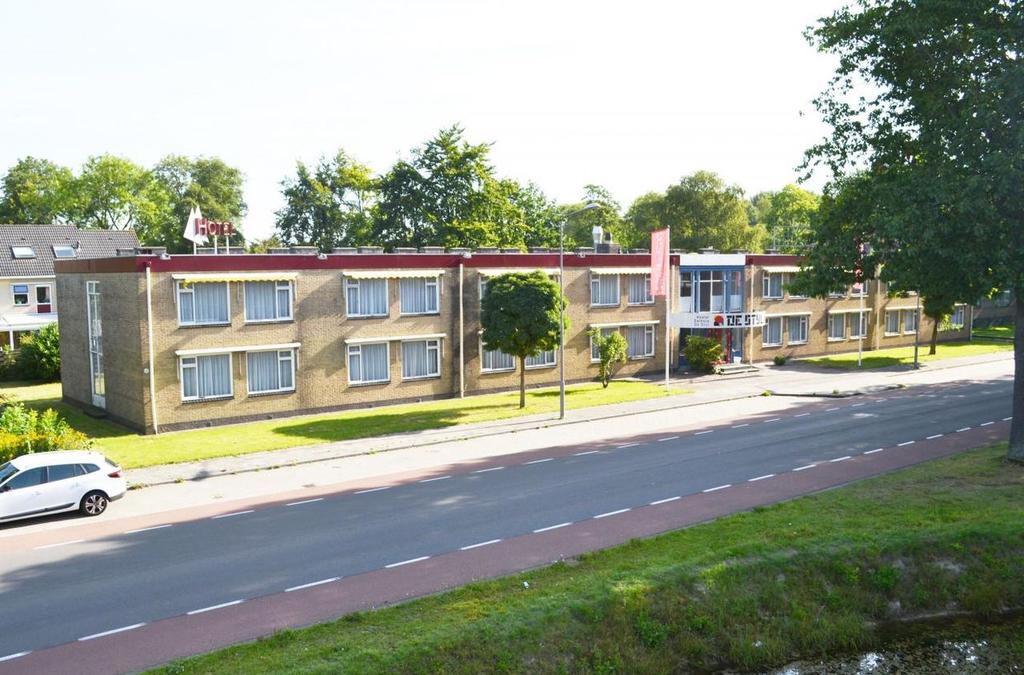 DRACHTEN Eikesingel 64 995.000 k.k. Tel: 0512-54 14 00 www.