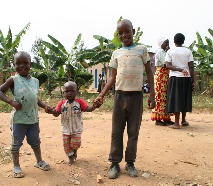 HET PROJECT: STERKE GEZINNEN IN RUSIZI RUSIZI Rusizi ligt in het westen van Rwanda. Het is een gebied met veel landbouwgrond en enkele kleine steden.