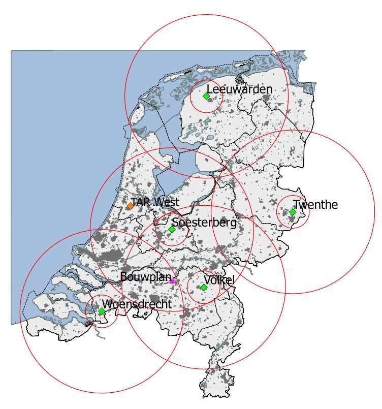 6/16 Figuur 2. Locaties van de vijf MASS verkeersleidingsradarsystemen (groene ruit) met daaromheen de 15 en 75 km cirkels.