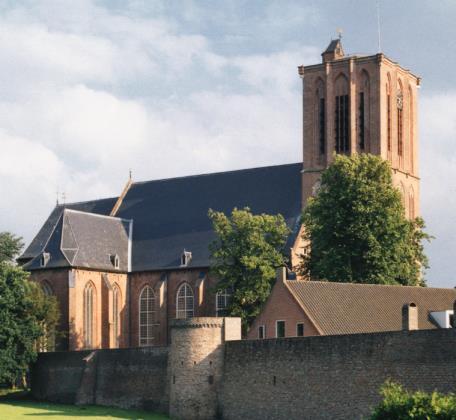 30 Inloop en Welkom: Verzamelen in de Grote Kerk. 16.
