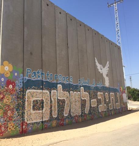 Dag 9 woensdag 11 april - Negev - Mitzpe Ramon - Sderot We maken een wandeling door de Ramonkrater, een