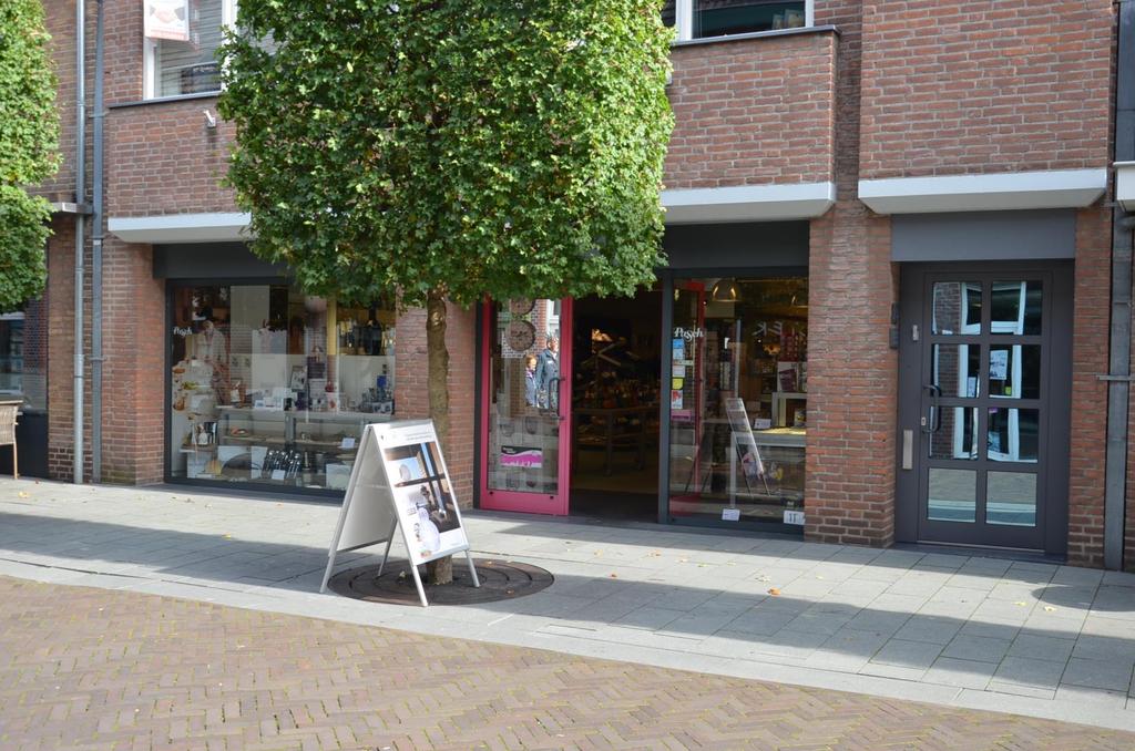 VENRAY HUURPRIJS 125,- PER M², PER