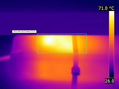 Temperatuurplaatje(s). status lamp omgevingstemperatuur gereflecteerde schijnbare temperatuur camera 2 uur aangestaan 25.8 graden C 25.8 graden C Flir T335 emissiviteit 0.95 meetafstand 0.3, 1.