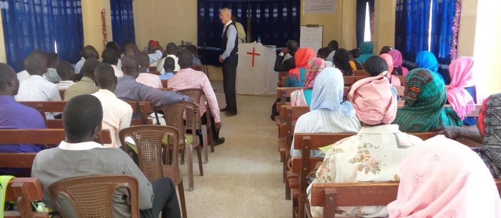 Bijbelschoolstudenten Soedan Stichting Antwoord is dankbaar dat ze kan meewerken aan de groei van kerken in Soedan.
