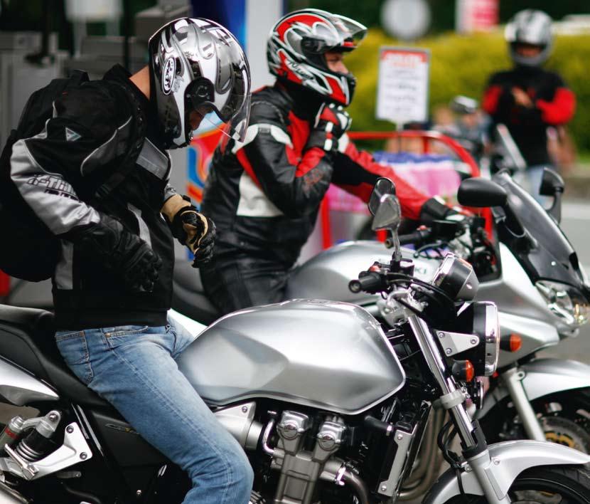 1. Inleiding Motorfietsen spelen een alsmaar belangrijkere rol in het verkeer in België en andere landen.