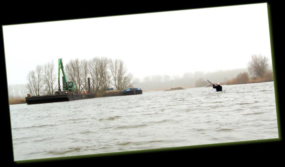 bericht gevonden over het uitbaggeren van de sluiskolk in Blokzijl waarbij het slib wordt afgevoerd naar de Kolk van Westerhuis.