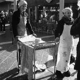 De school is een hoopvol baken in een woelige zee. De etage boven de kleuterklas wordt geschikt gemaakt voor heel jonge kinderen en naschoolse opvang. Uw hulp is dringend gewenst.