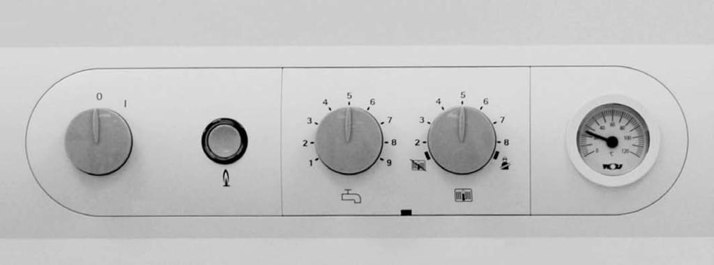 Bediening van de regeling Bediening van de regeling Bedrijfsschakelaar AAN/UIT Ontstoringsen resettoets Temperatuurkeuze warm water Thermometer Lichtgevende ring Temperatuurkeuze verwarmingswater