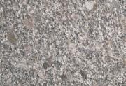 Steel Grey GRANIET CLASSIC Sumrah KALKSTEEN ART Dit donkergrijze graniet uit Indië oogt authentiek en tijdloos.