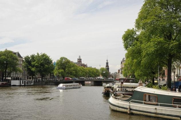 - het pand is gelegen op eigen grond; - mogelijkheid voor een tweede slaapkamer.