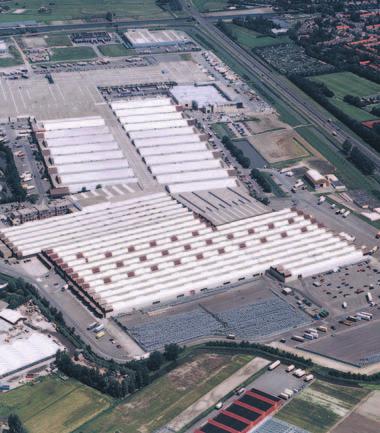 ontwikkelingsdynamiek. Handel en export Handel en export Naast de productie is een omvangrijk handelspotentieel geconcentreerd in en nabij de bloemenveiling FloraHolland Rijnsburg.