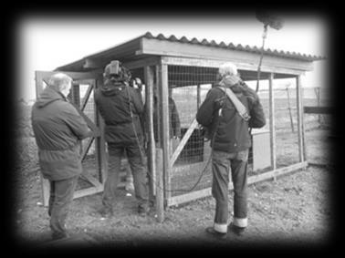 Het toeval wilde dat er juist opnames werden gemaakt door de ploeg van Vroege Vogels, dus vroeg dhr Vos of wij juist dan wilden komen. Dat vonden we natuurlijk heel leuk.