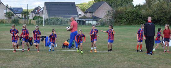 Zaterdag 01/10/2016 U10 The Vikings Sikopi: 2-3 Korfbal in zijn pure vorm Mooie zaterdagnamiddag onderweg naar The Vikings, een nieuwe korfbalclub, om onze helden aan te moedigen.