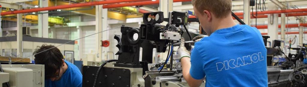 ACTIVITEITENVERSLAG WEAVING MACHINES WEAVING MACHINES De divisie Weaving Machines kende in 2016 een recordjaar.