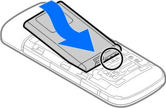 Schuif de SIM-kaart in de SIM-kaarthouder. Zorg ervoor dat het goudkleurige contactgebied op de kaart naar beneden en de schuine hoek weg van de sleuf is gericht. 3. Plaats de batterij.