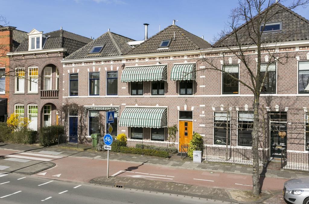 Sfeervolle herenhuis met voor en