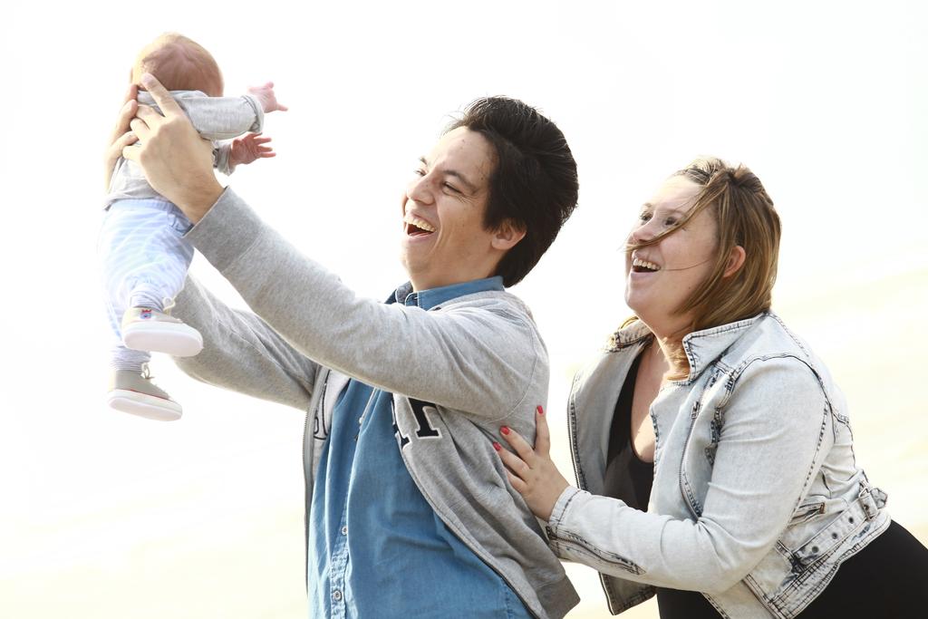 Reispassie Mijn passie voor reizen is al op hele jonge leeftijd ontwikkeld en mijn ouders zijn heel erg schuldig. Mijn vader werkte ongeveer negen maanden van het jaar in het buitenland.