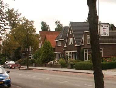 In dat geval dienen de woningen (met het oog op de toekomst) wel te worden gerealiseerd als levensloop bestendige woningen.