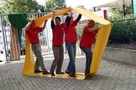 30 Omkleden bij het sportveld 10.00 uur Start outdoor spelen.