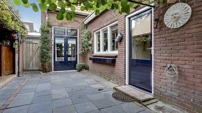 Algemeen: Authentiek gerenoveerde jaren 30 woning Verrassend ruime tuin,