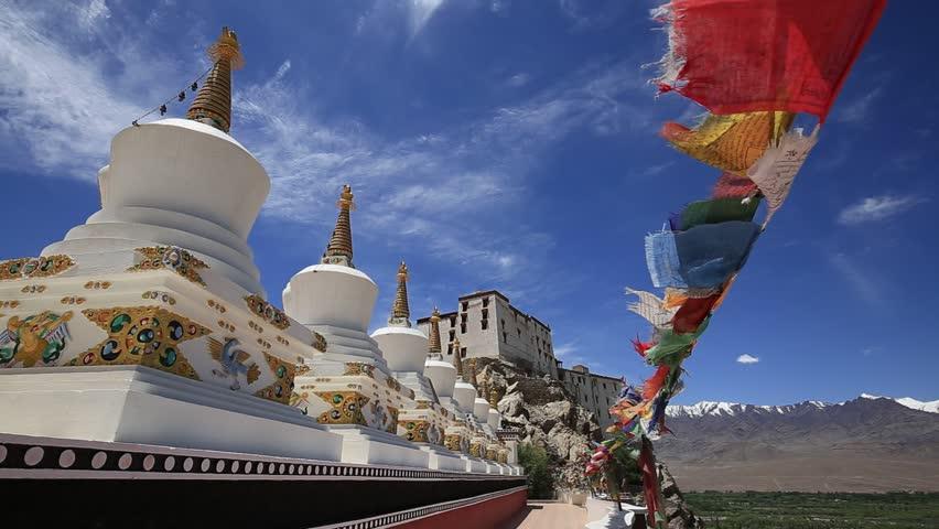 Tibetan Aid Project Programma Pelgrimage Reis 2018 naar Ladakh, 'Klein Tibet' Naar Ladakh, 'Klein Tibet' Het Tibetan Aid Project (TAP) organiseert in 2018 van 18 juni t/m 5 juli weer een pelgrimage