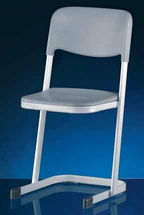 Beide stoelen in RAL 5018, turkooisblauw.