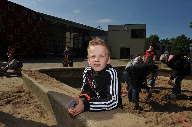 Het afgelopen schooljaar: We bespreken in onze vergaderingen veel onderwerpen. Met dit verslagje proberen we een indruk te geven van de inhoud van de MR vergaderingen.