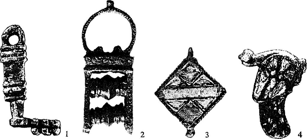 ca. 5.5 cm. De meeste bewaarde exemplaren zijn tussen de 10 en 11.5 cm h oog en hebben een mondopening van 4-6 cm; de grootste diameter is 9-10 cm.