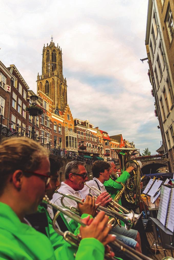 WASBE Utrecht 2017 Roland Vaandrager WASBE staat voor World Association for Symphonic Bands and Ensembles.