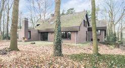 k. Herten Hoofdstraat 26 -Riante bungalow met 5 slaapkamers en grote garage -Perceel 1.