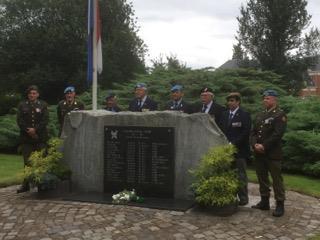 Herdenkingsceremonies Op 13 augustus is in het Hagenpark in Almelo de jaarlijkse herdenking gehouden bij het Monument van de gevallenen uit Almelo.