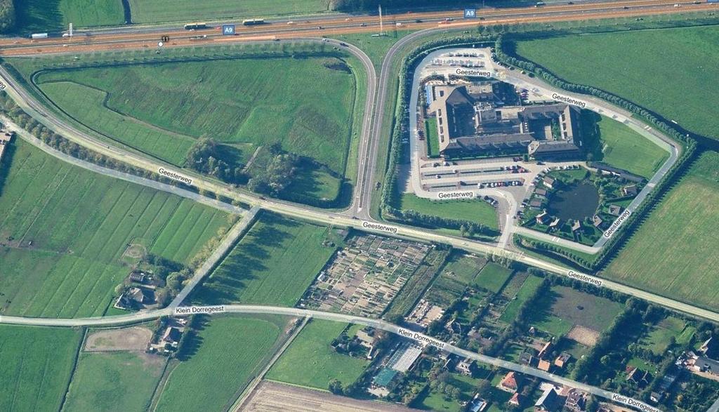 O O Afbeelding 18. Luchtfoto: locatie Geesterweg (geel) en locatie Klein Dorregeest (licht blauw) 4.