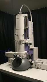 lichtmicroscoop geldt dat het oplossend vermogen niet kleiner kan zijn dan een halve golflengte van het gebruikte licht.