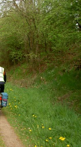 17 rijden tegengestelde richting en enkele variaties in het parcours. Van de 2e lus heb ik cijfers, grafiek en kaart per rit uit de GPSregistratie welke te zien zijn op onze website www.