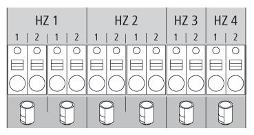 2. PLANNING 2.1 SYSTEEMOMVANG PER BASISSTATION 2.1.1 Basisstation 4-zones Niet van toepassing op bedraadde BUS versie. 2.1.1 Basisstation 4-zones Een 4-zone basisstation beschikt over onderstaande Heating-Zones Een thermostaat kan meerdere Heating-Zone aansturen.