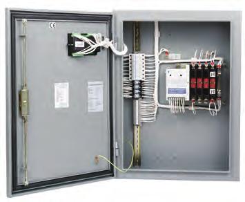 Automatische omschakelaars PowerCommand omschakelautomaten communiceren direct met de controller van de generatorset, wat zorgt voor betrouwbaardere communicatie binnen het totale systeem.