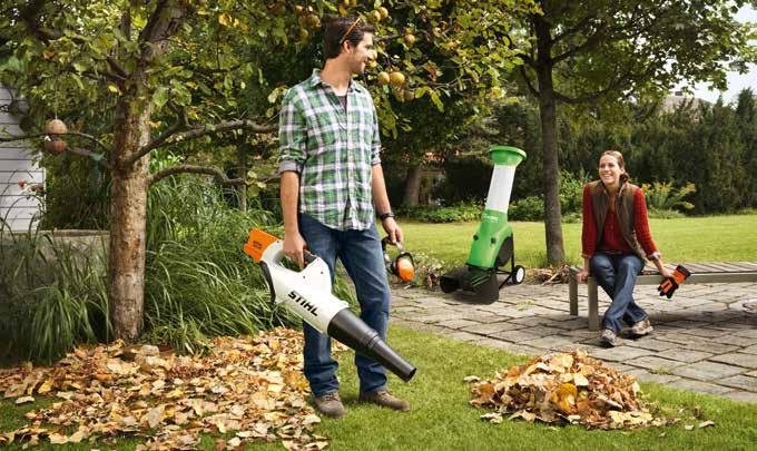 STIHL COMPACT ACCUSYSTEEM STIHL PRO ACCUSYSTEEM COMPACTE ACCU S: ULTIEM GEBRUIKSGEMAK Als u aan het werk bent, is een nette