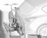 66 Opbergen Draagsysteem achterzijde Draagsysteem achterzijde voor twee fietsen Met het draagsysteem aan de achterzijde (Flex-Fix-systeem) kunnen fietsen vastgezet worden op een uitschuifbare drager