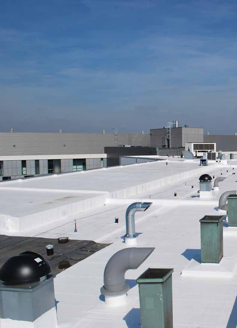 COOL ROOF INTRODUCTIE Cool Roof daken geven gebouw-eigenaren, architecten, energie-adviseurs en overige partijen de mogelijkheid om de energie- en milieuprestaties van een gebouw of een stedelijke