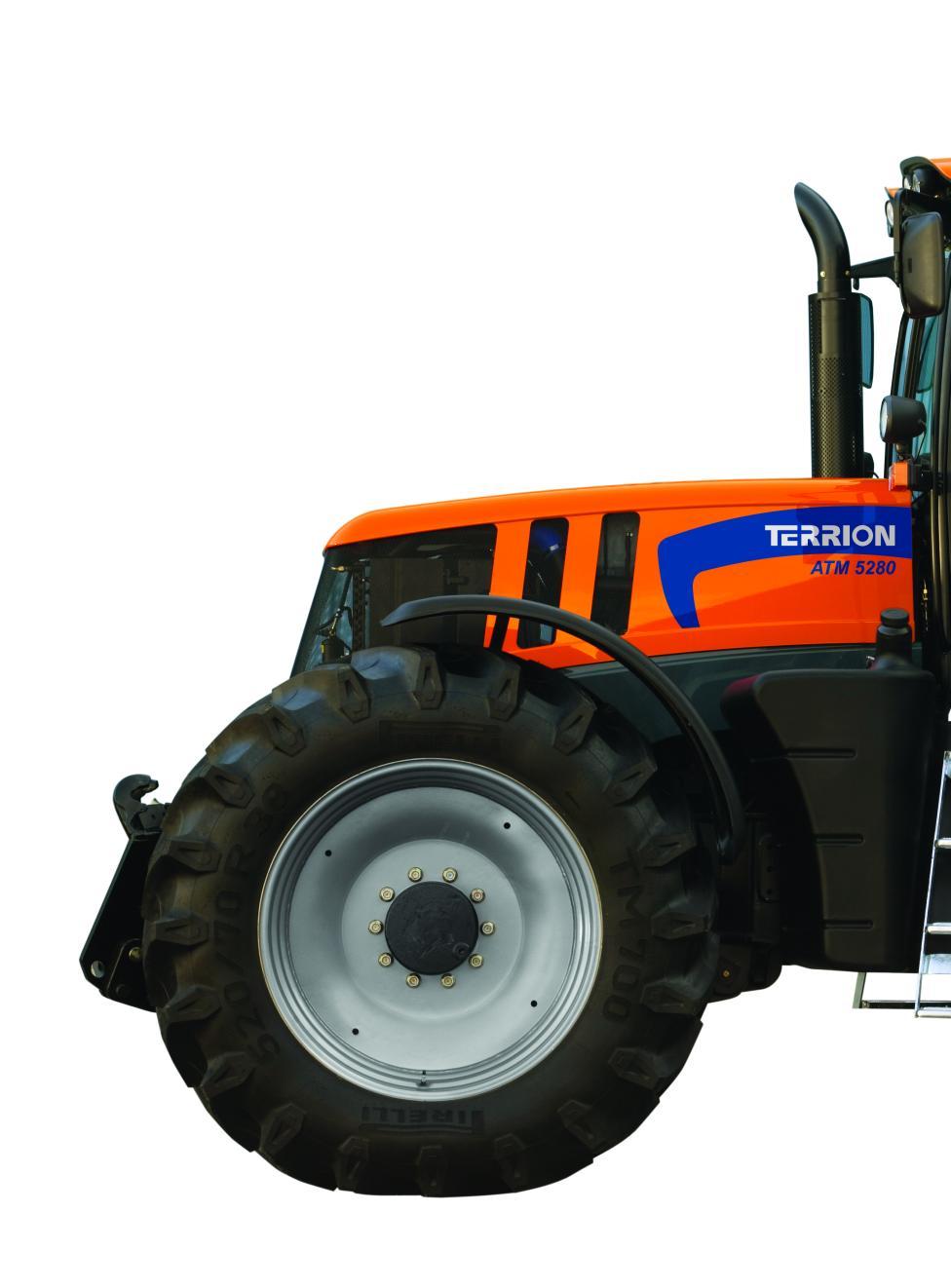 De TERRION ATM 5000 tractor wordt gebouwd in Tambow. Hierbij is gebruik gemaakt van moderne machinebouwtechnieken. De tractor is ontwikkeld voor grote prestaties en langdurig gebruik.