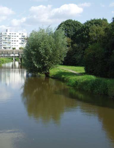 Allereerst zal het baggerdepot aan de Hogeweg in Simonshaven worden opgezet. Na de jaarwisseling kan dan daadwerkelijk met het baggeren worden begonnen.