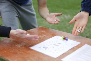 Activiteit Game of Goose (ganzebord) Opdracht: Het doel van dit spel is om