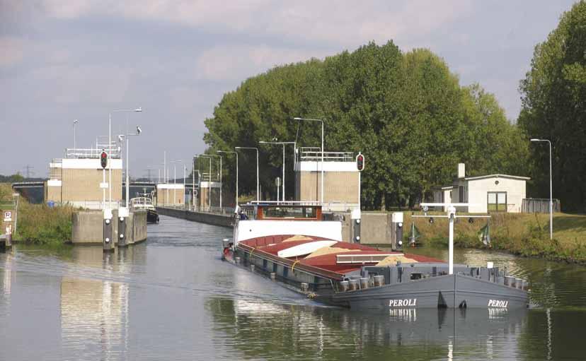 4.4b Knooppunt Heel/Linne Op dit knooppunt komen het Lateraalkanaal Linne-Buggenum en de Maas bij elkaar.