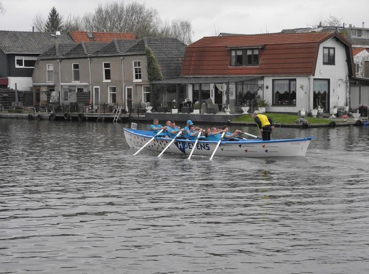 Slag op de Zaan. Twee weken later, 15 april, stond de wedstrijd in Zaandam op de rol.