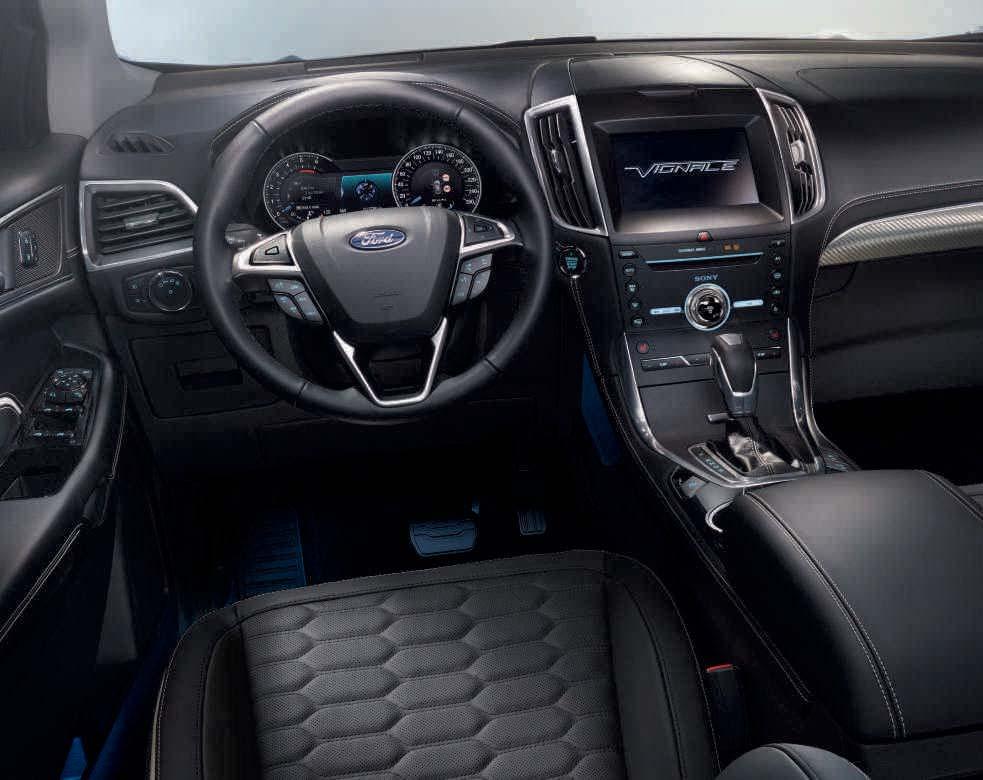 Een plek van luxe. Het interieur van een Ford Vignale zal al gauw uw favoriete plek worden.