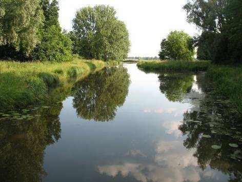 deel, Kanalen Bommelerwaard-west. Het waterlichaam Kanalen Bommelerwaard-west is grotendeels gelegen in het buitengebied van Zaltbommel.