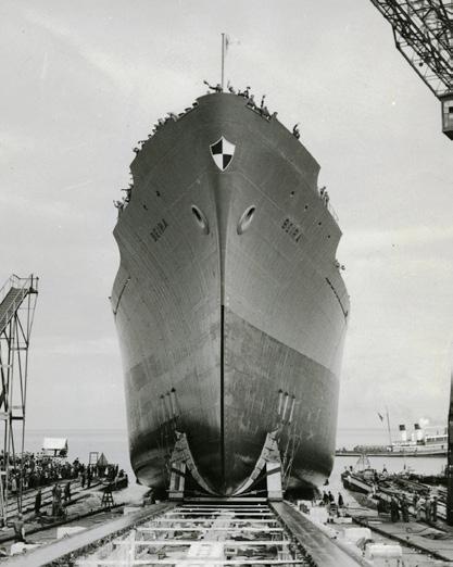 Lissabon heeft het casco van het schip gebouwd en na de tewaterlating is het casco in de loop van december 1962 naar Amsterdam gesleept.