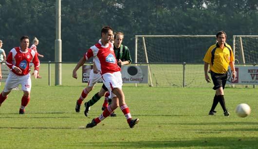 Met de nodigde ervaringen rijker kon er S.V. met ESTR goede moed IA naar Uden worden getogen om het succesvolle Fc Uden 3 te gaan bestrijden. Helaas moest onze succescoach de nodige spelers missen.