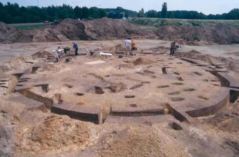 5 Bestemmingsplanregels gemeente Son en Breugel ARCHEOLOGIE: GOED GEREGELD 5.1 INLEIDING De kern van de Wet op de archeologische monumentenzorg is gelegen in de artikelen 38a t/m 41.