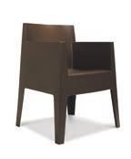 Toy stoel, uit voorraad leverbaar in bruin en rood.